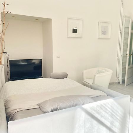 Апартаменты Salerno Center House - Corso Vittorio Emanuele Экстерьер фото